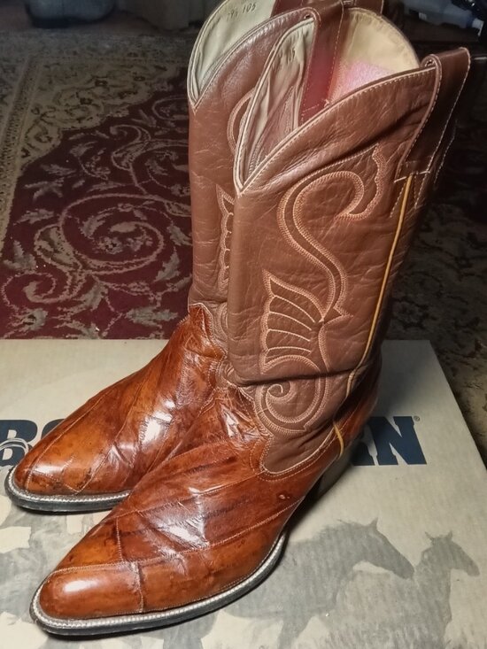 Vintage Exotic Eel Skin Cowboy Boots, Unbranded, Size 10 1/2 main image 3